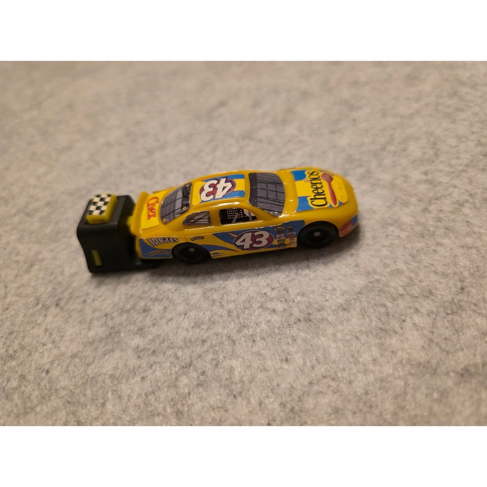 Richard Petty General Mills cheerios car #43